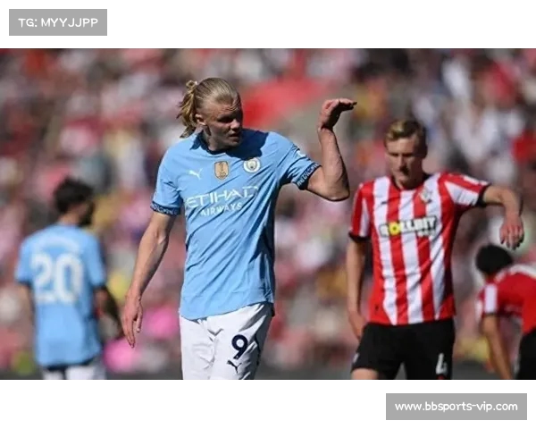 英格兰足球超级联赛：南安普顿前锋苏莱曼纳推射得分