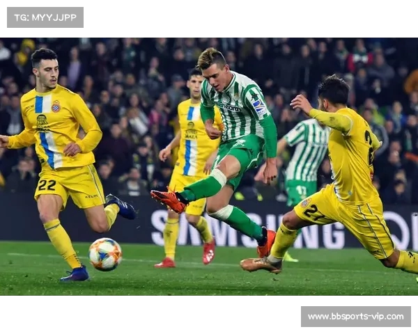 西甲莱万特主场战平皇家贝蒂斯